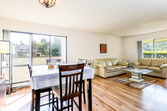Sold // 102-156 W 21st Street