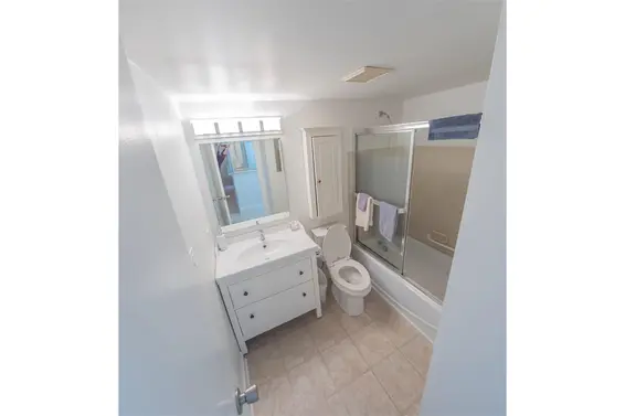 BAD MLS® PHOTO OF THE WEEK