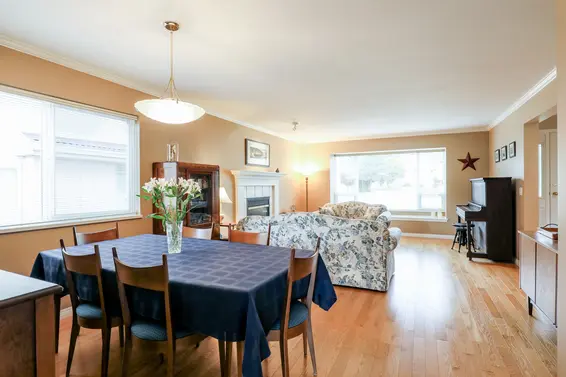 Sold // 453 E 16th street