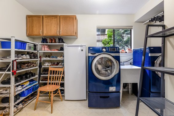 5528 Huckleberry Lane, North Vancouver