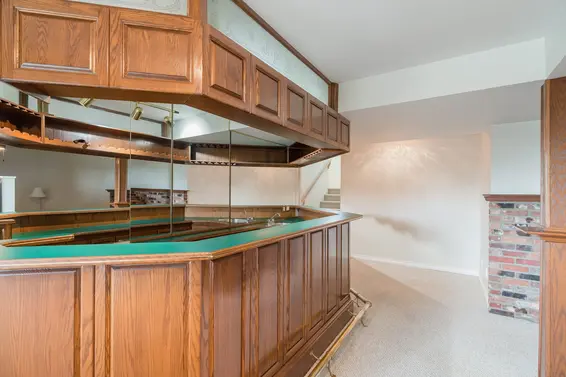 111 Sandringham Crescent, North Vancouver For Sale - image 44