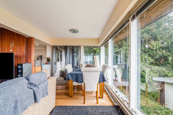 211 Tamarack Road, North Vancouver
