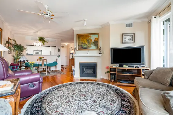 206 2800 Chesterfield Avenue, North Vancouver For Sale - image 4
