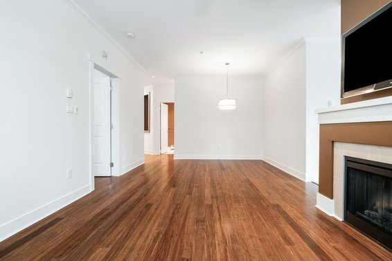 102 2601 Whiteley Court, North Vancouver