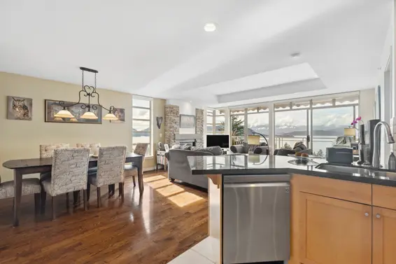 8613 Seascape Drive, West Vancouver For Sale - image 13