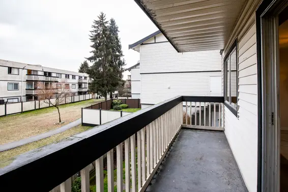 12 834 Premier Street, North Vancouver For Sale - image 8