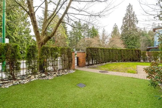 102 2601 Whiteley Court, North Vancouver For Sale - image 1