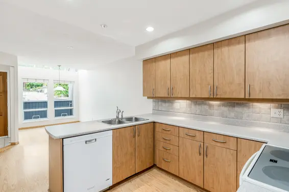 30 1925 Indian River Crescent, North Vancouver For Sale - image 14