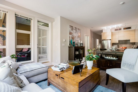 220 3606 Aldercrest Drive, North Vancouver