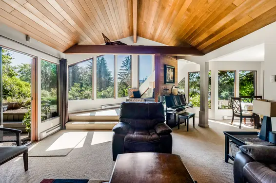 2501 Panorama Drive, North Vancouver For Sale - image 6