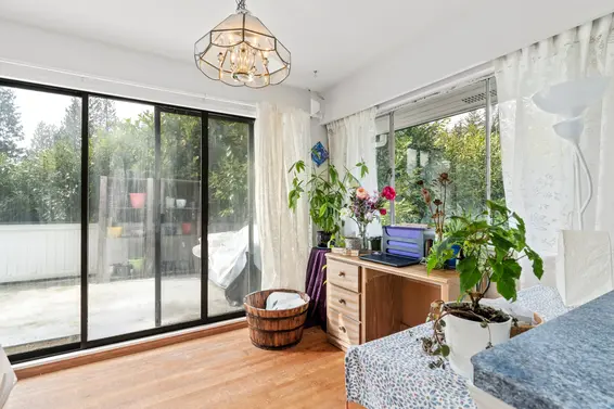 900 Clements Avenue, North Vancouver For Sale - image 12