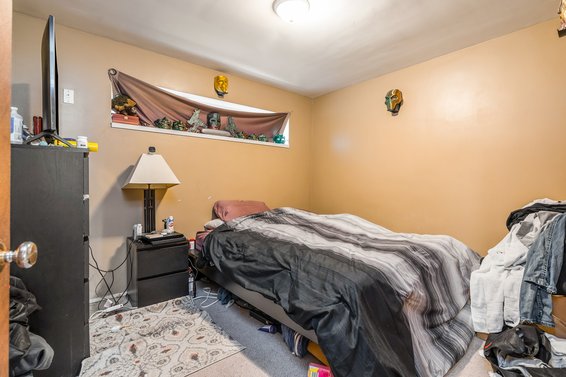 211 Tamarack Road, North Vancouver