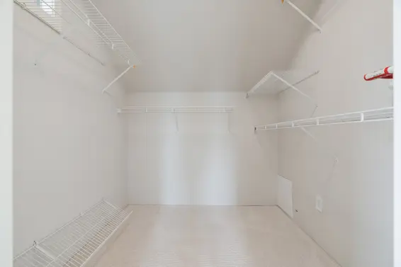 111 Sandringham Crescent, North Vancouver For Sale - image 36