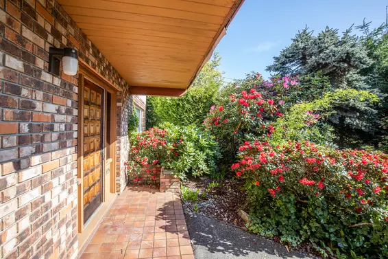 3495 Upton Road, North Vancouver For Sale - image 11
