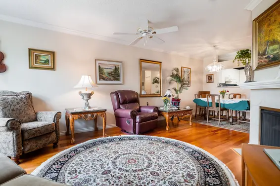 206 2800 Chesterfield Avenue, North Vancouver For Sale - image 5