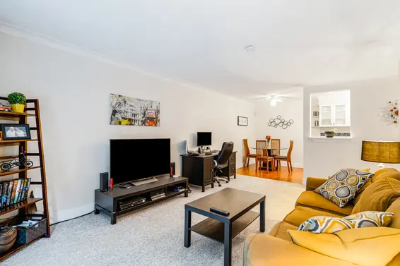 107 310 East 3rd Street, North Vancouver For Sale - image 6