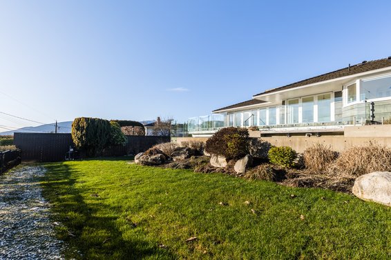125 Kensington Crescent, North Vancouver