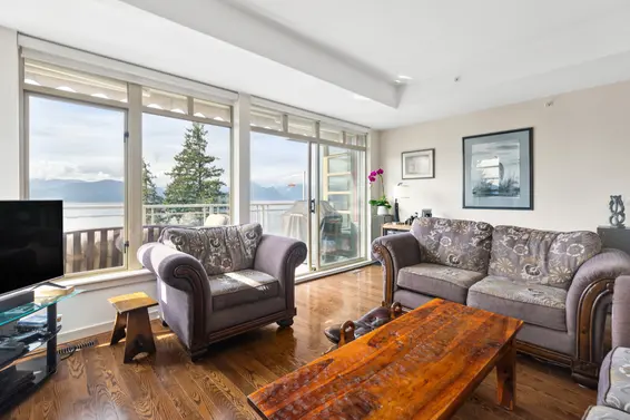 8613 Seascape Drive, West Vancouver For Sale - image 4