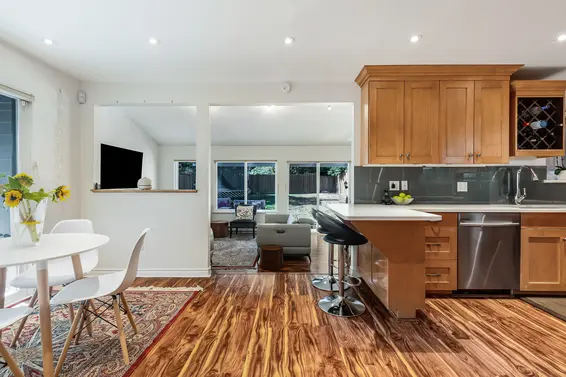 1811 Rufus Drive, North Vancouver For Sale - image 9