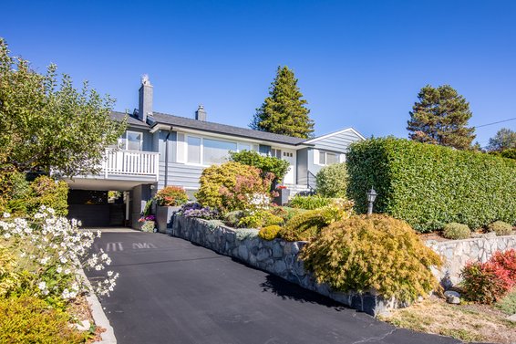 622 Silverdale Place, North Vancouver