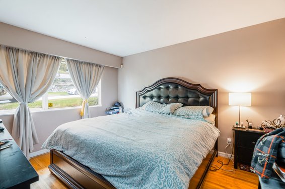 211 Tamarack Road, North Vancouver