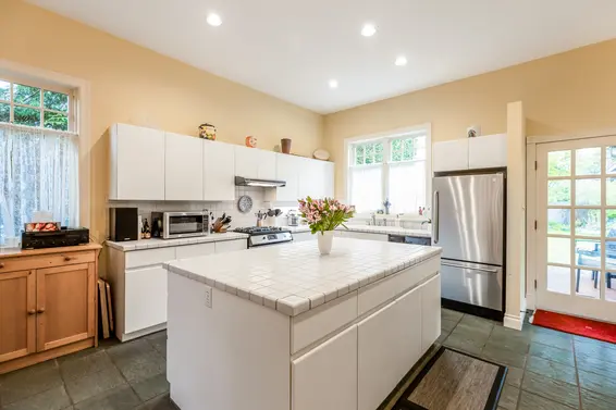 756 East 14th Street, North Vancouver For Sale - image 7