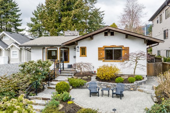 186 West Kings Road, North Vancouver