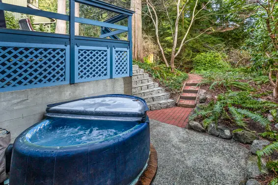 5528 Huckleberry Lane, North Vancouver For Sale - image 56