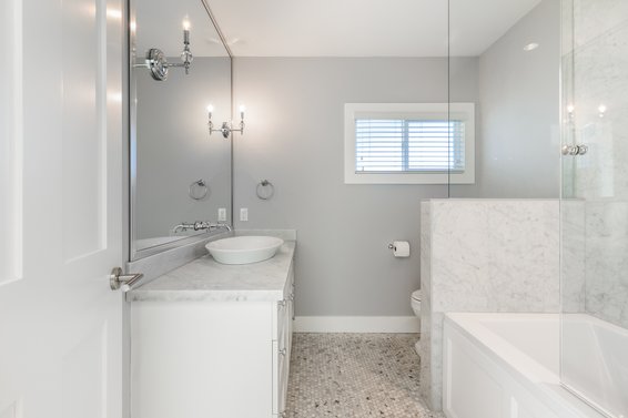 125 Kensington Crescent, North Vancouver