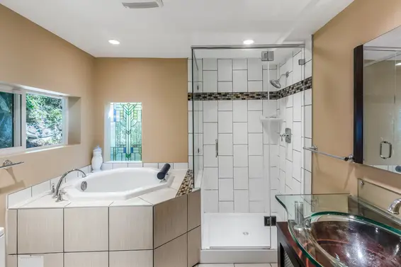 2501 Panorama Drive, North Vancouver For Sale - image 28