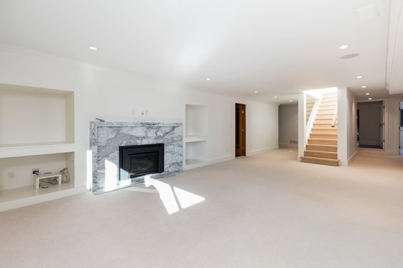 125 Kensington Crescent, North Vancouver
