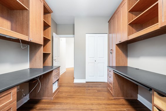 102 2601 Whiteley Court, North Vancouver