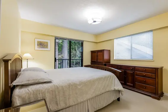 5528 Huckleberry Lane, North Vancouver For Sale - image 37