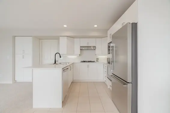 111 Sandringham Crescent, North Vancouver For Sale - image 14