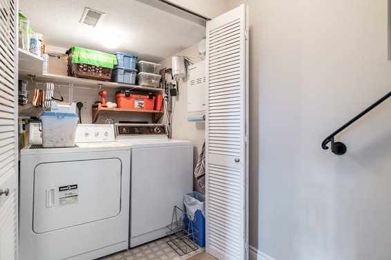 186 West Kings Road, North Vancouver