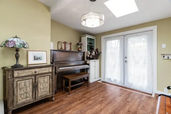 1712 Sutherland Avenue, North Vancouver For Sale - image 20