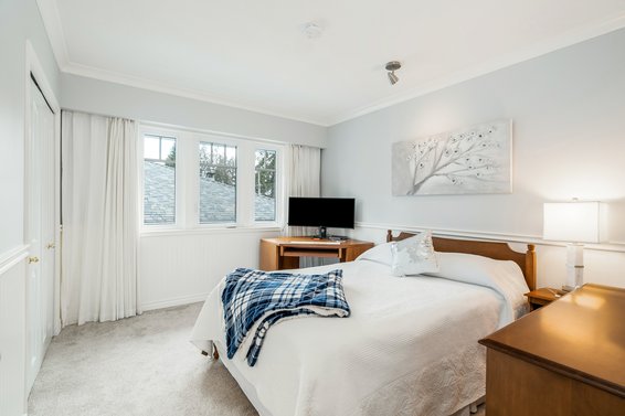 1182 Ronayne Road, North Vancouver