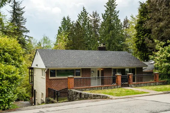 441 Tempe Crescent, North Vancouver For Sale - image 35