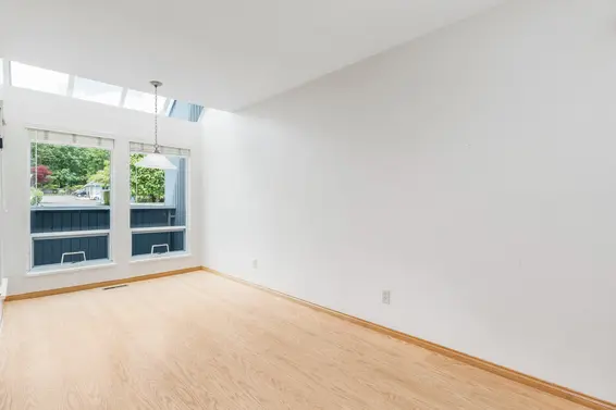 30 1925 Indian River Crescent, North Vancouver For Sale - image 17
