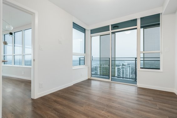 2104 125 East 14th Street, North Vancouver