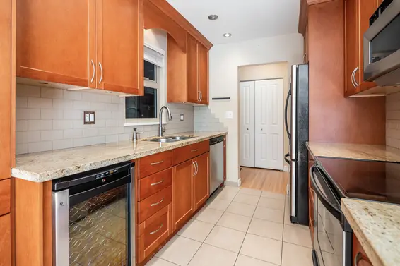 603 235 Keith Road, West Vancouver For Sale - image 12