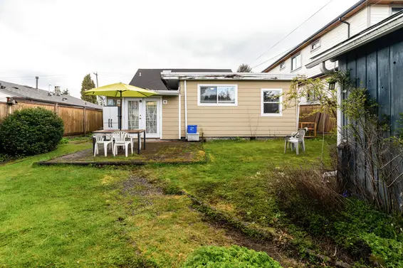 1712 Sutherland Avenue, North Vancouver For Sale - image 34
