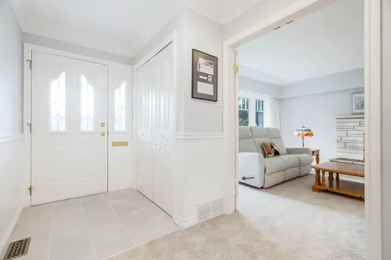 1182 Ronayne Road, North Vancouver For Sale - image 3