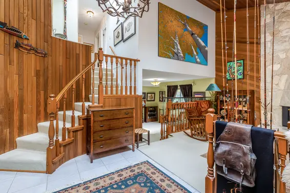 5528 Huckleberry Lane, North Vancouver For Sale - image 2