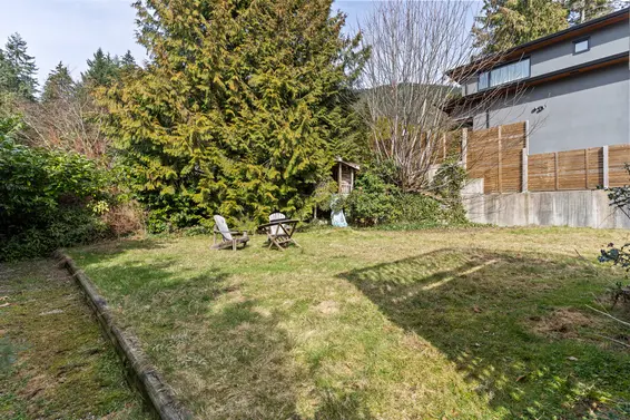 900 Clements Avenue, North Vancouver For Sale - image 39