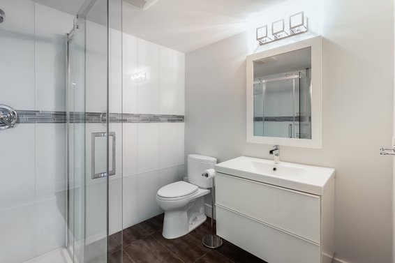 125 Kensington Crescent, North Vancouver