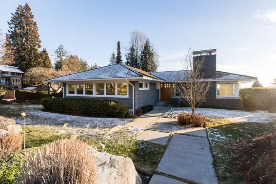 125 Kensington Crescent, North Vancouver For Sale - image 3