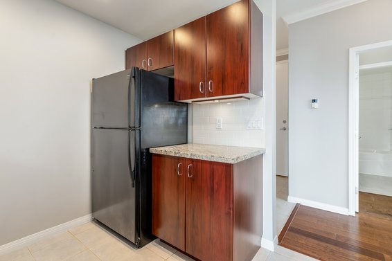 402 120 West 16th Street, North Vancouver