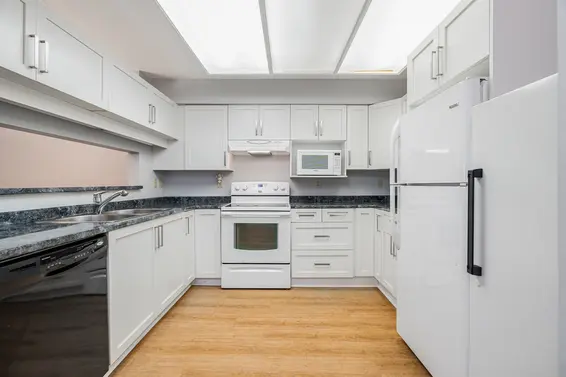 209 121 West 29th Street, North Vancouver For Sale - image 10