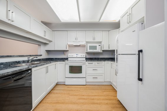 209 121 West 29th Street, North Vancouver